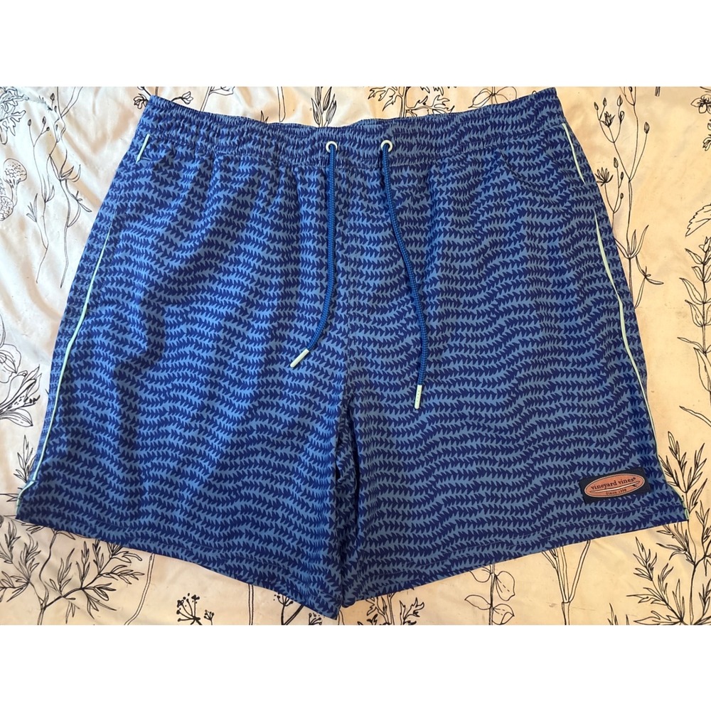 Vineyard Vines Men's Chappy 7" All Over Blue Print Lined Swim Trunks, Large